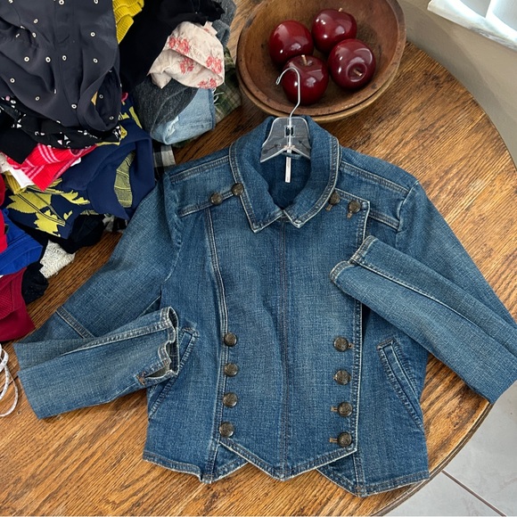 Free People Cropped Denim Jacket - Picture 7 of 14